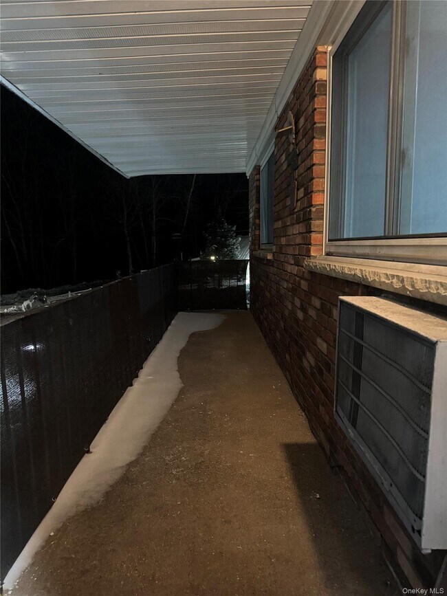 Building Photo - 810 Blooming Grove Turnpike