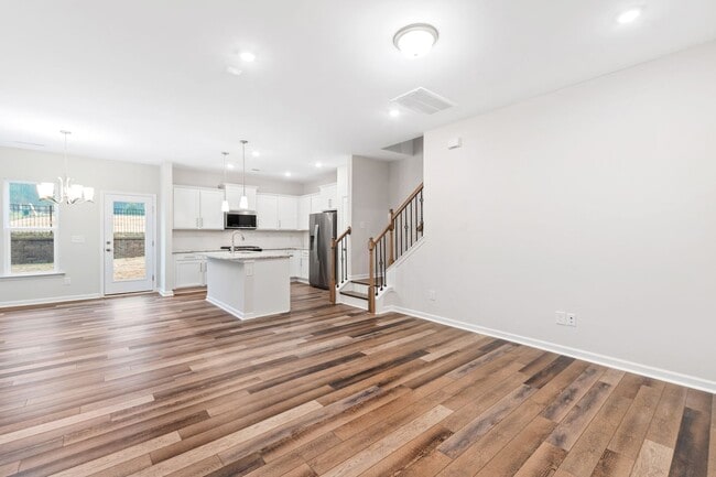 Building Photo - Well Appointed 3-Bedroom Townhome in Durham!