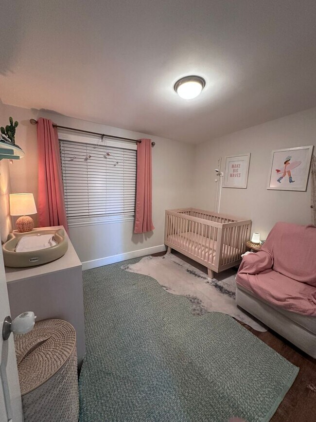 Building Photo - Open Floor Plan in this Stunning 3 bedroom 2 bath home in Imperial Beach!