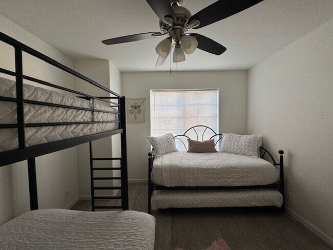 Building Photo - Pool Home with 3Bedrooms +Bonus Room Bullhead Parkway-Desert Foothills Estates- Can Be "Furnished...