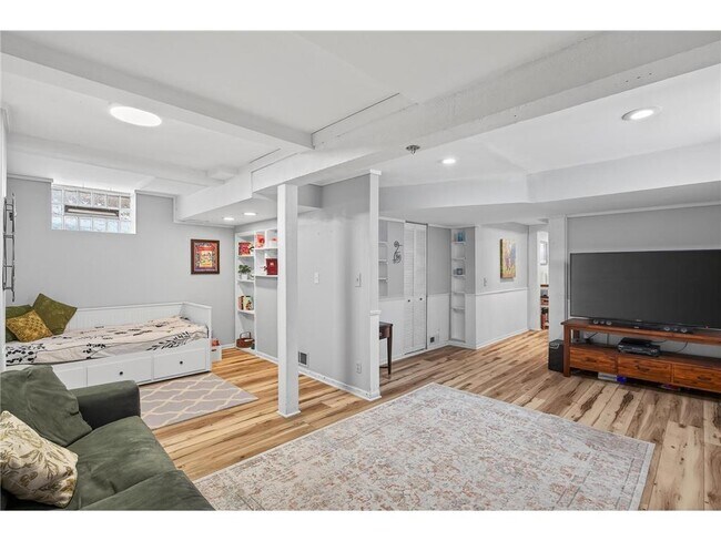 Building Photo - 1628 Princeton