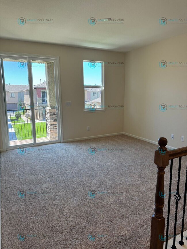 Building Photo - 3-Bedroom 2.5 Bathroom 2 car garage Condo in Carson City