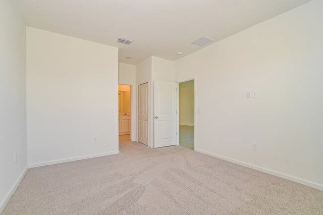 Building Photo - Two Homes in One - Multigenerational Living