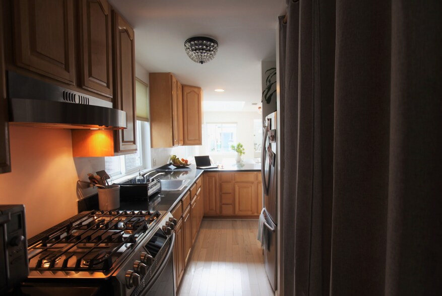 Building Photo - 106 Hamilton Pl
