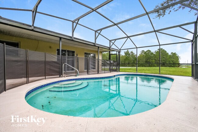 Building Photo - 908 S Rennes Ct