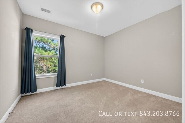 Building Photo - 133 Alder Cir