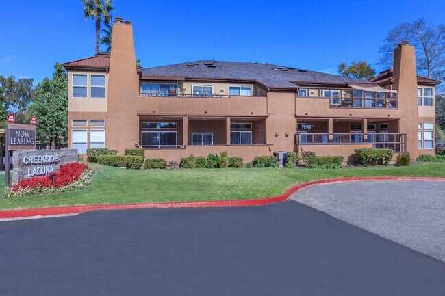 Interior Photo - Creekside Laguna Apartments