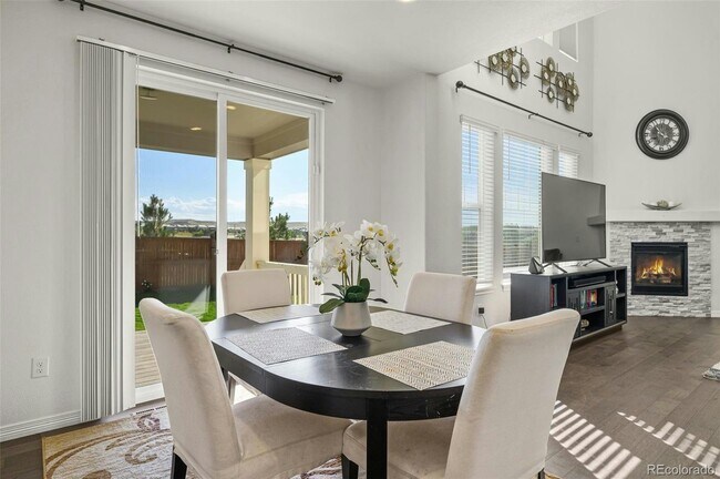 Building Photo - 14874 Chicago St