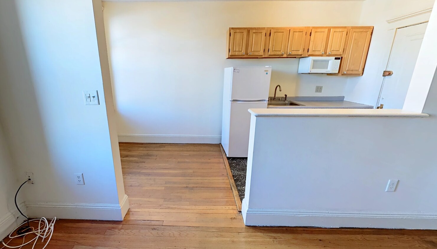 Building Photo - 52 Queensberry St