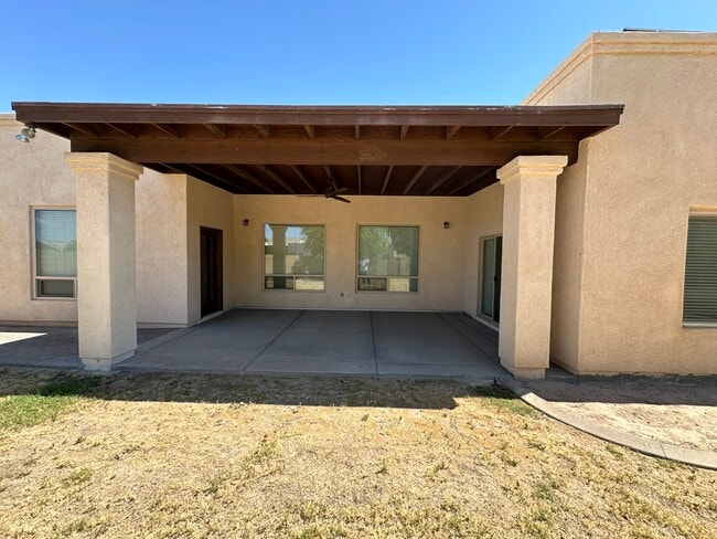 Building Photo - 5688 E 39th Pl