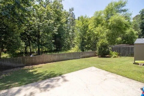 Building Photo - 241 Bainbridge Dr