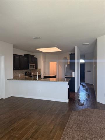 Building Photo - 573 Dunster Ln