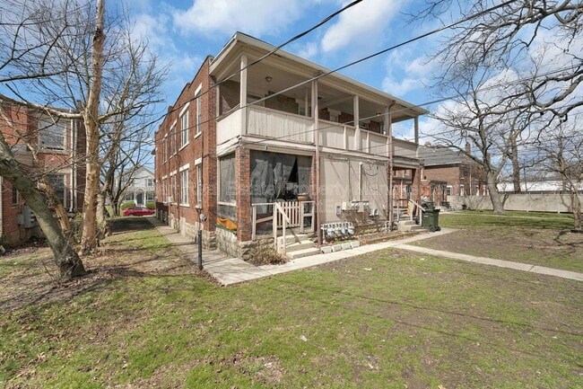 Building Photo - 794 S 22nd St