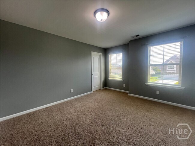 Building Photo - 70 Hazen Dr