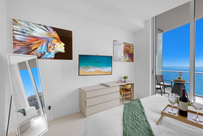 Building Photo - 4111 S Ocean Dr