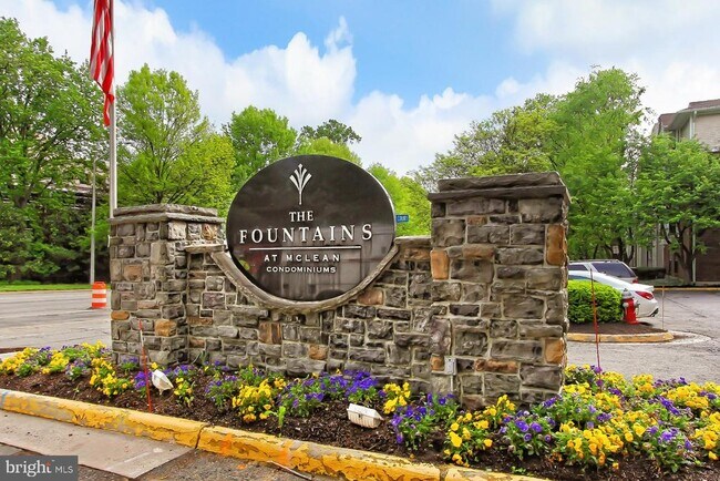 Building Photo - 1513 Lincoln Way