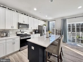 Building Photo - 13266 Dowdens Ridge Dr