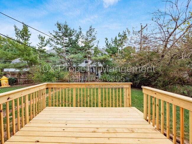 Building Photo - 8235 Goldsmith Dr