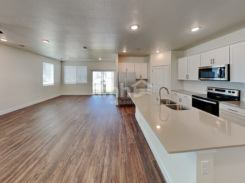 Building Photo - 2686 W 3290 S