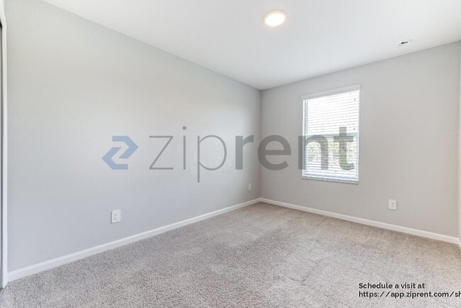 Building Photo - 432 Cape Honeysuckle Pl