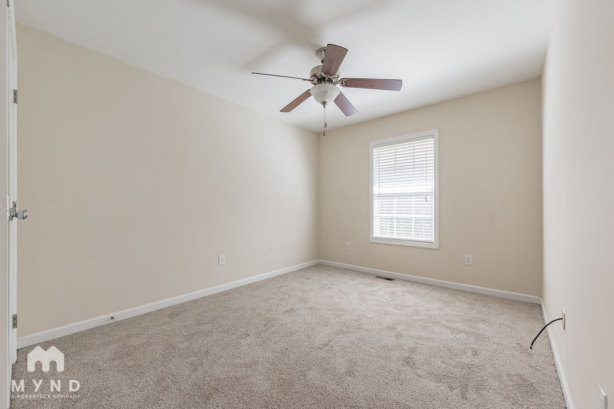 Building Photo - 902 Appleby St NW