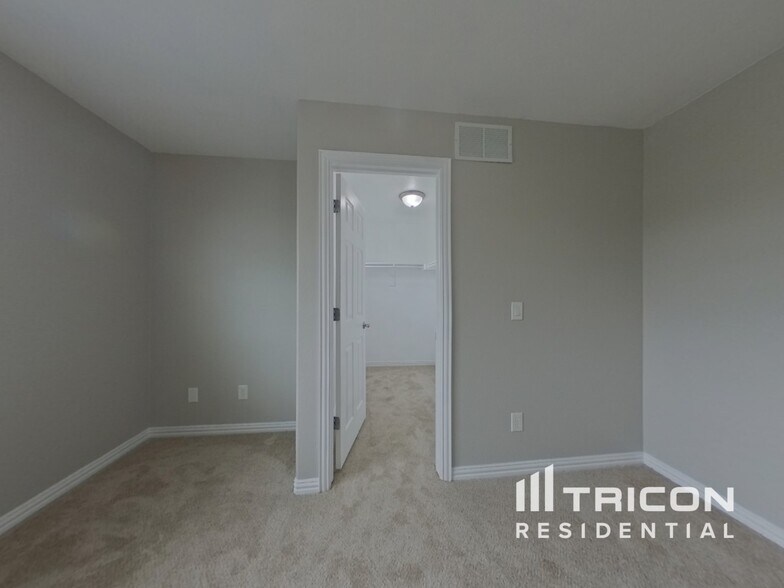Building Photo - 3573 Wind Rose Pl