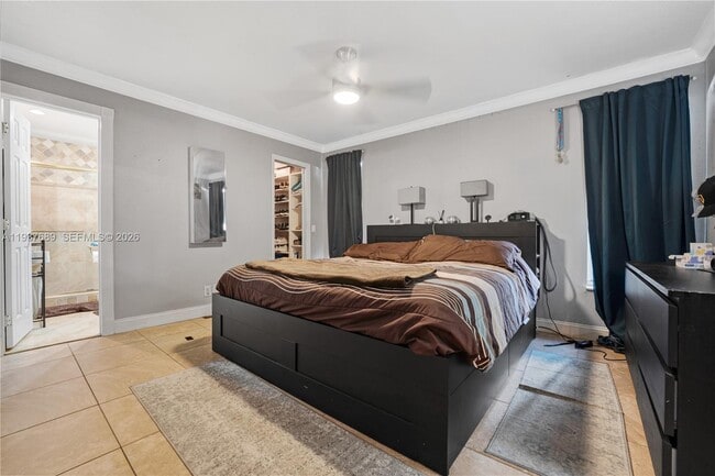 Building Photo - 5821 NW 56th Pl