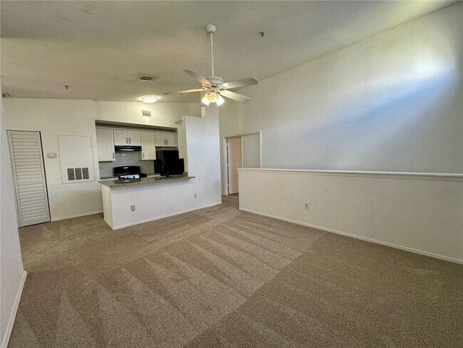 Building Photo - 1606 Columbia Arms Cir