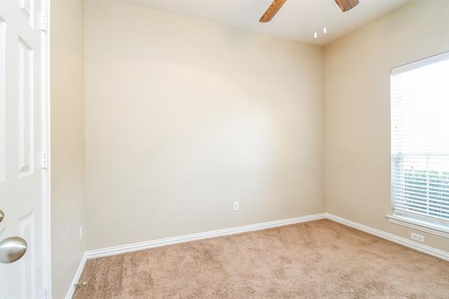 Building Photo - 288 Edison Ln