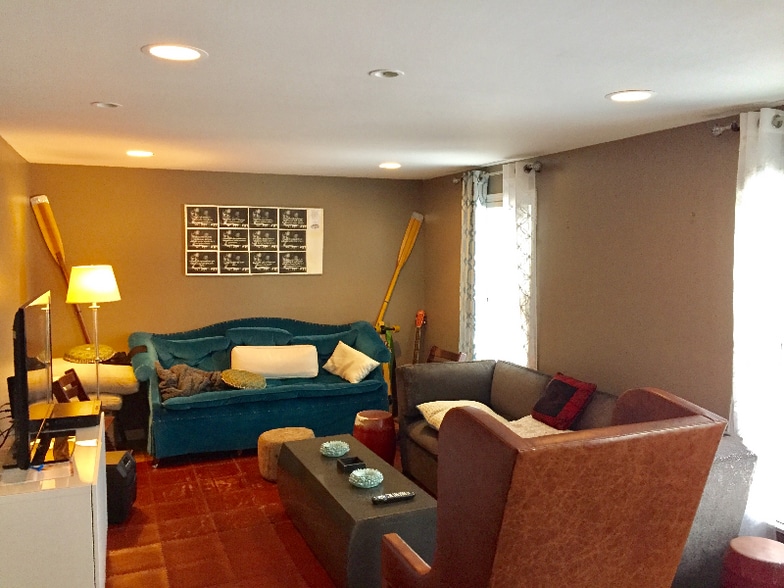 Building Photo - 39 Benson St