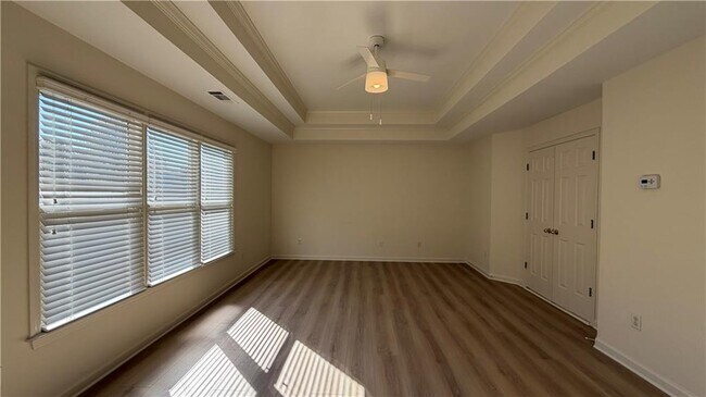 Building Photo - 4005 Lost Oak Ct