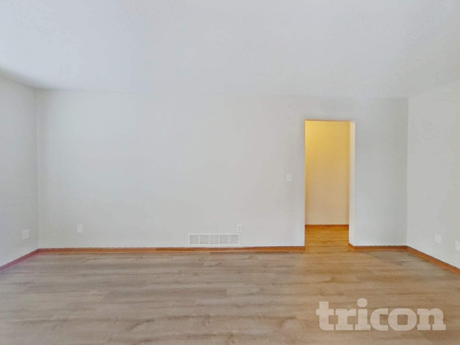 Building Photo - 1000 Concordia Ave