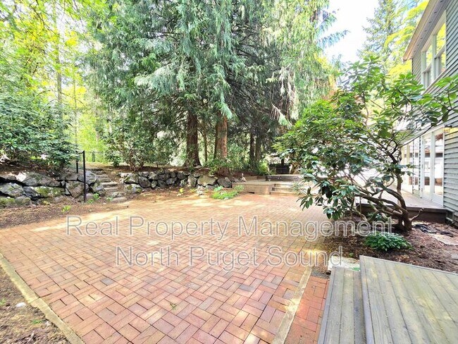 Building Photo - 18213 157th Ave NE