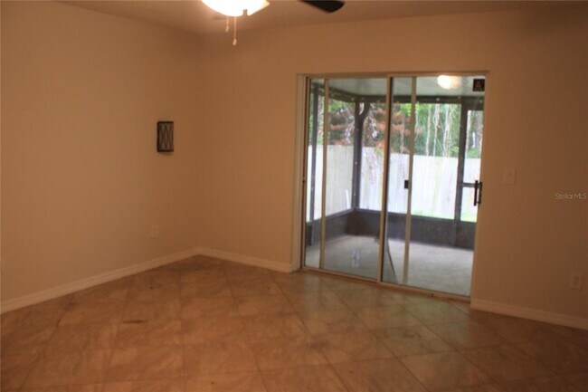 Building Photo - 10579 Satinwood Cir