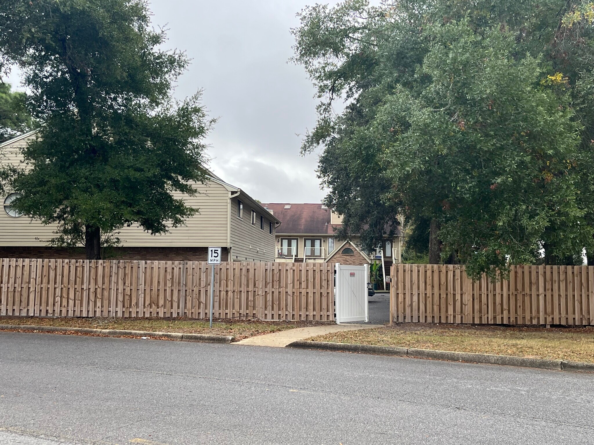 Private Gate to Mall and Restaurants - 5001 Grande Dr