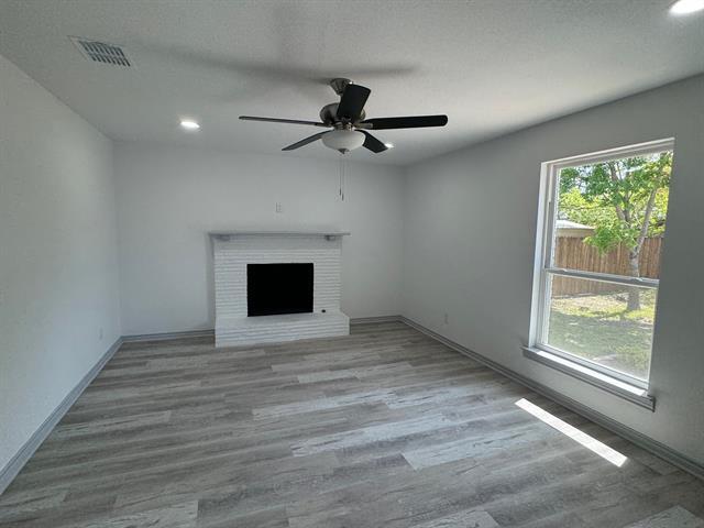 Building Photo - 2535 Greenport Dr