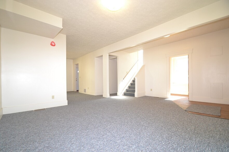 Building Photo - 547 Carroll St