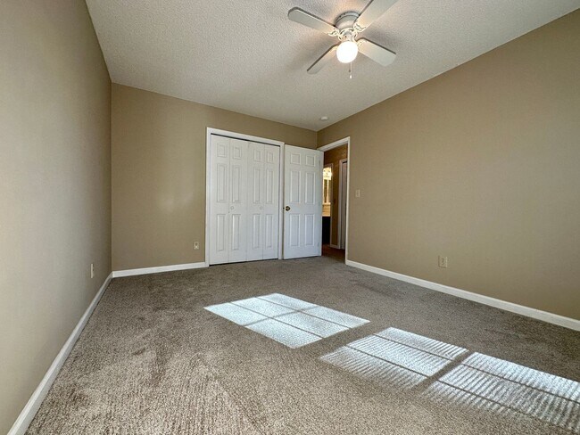 Building Photo - Spacious 4-Bedroom Home with Bonus Room & Exceptional Amenities