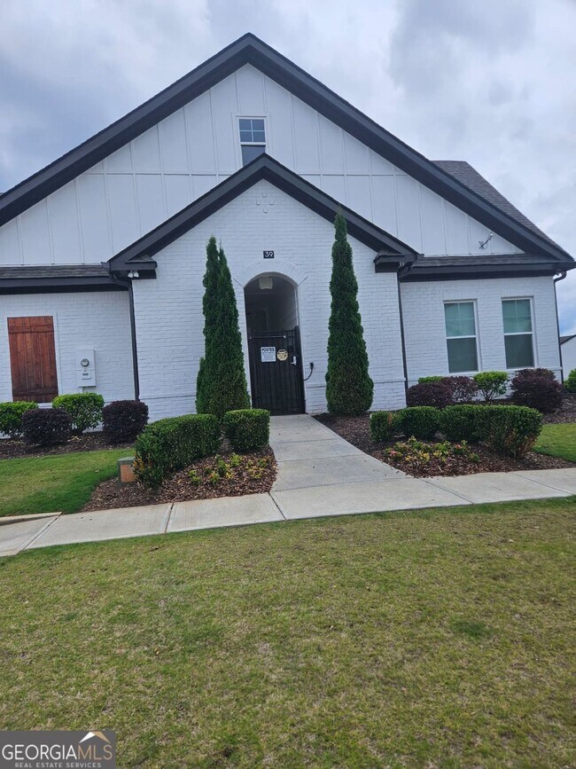 Building Photo - 56 Auburn Hls Dr