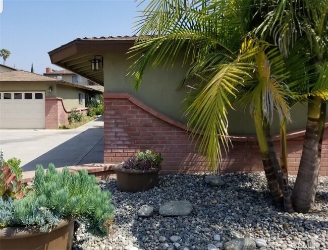 Primary Photo - 14449 Palmrose St