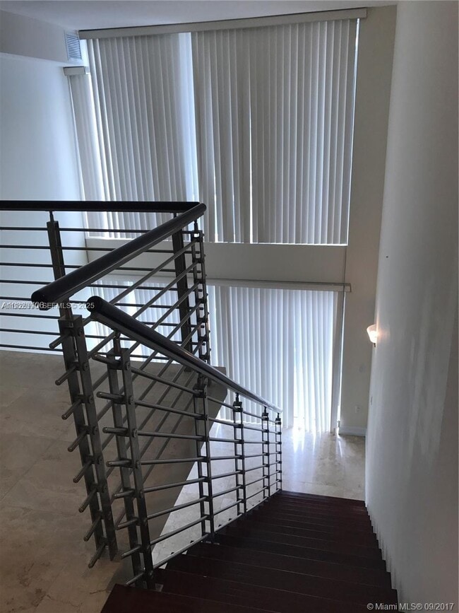 Building Photo - 41 SE 5th St