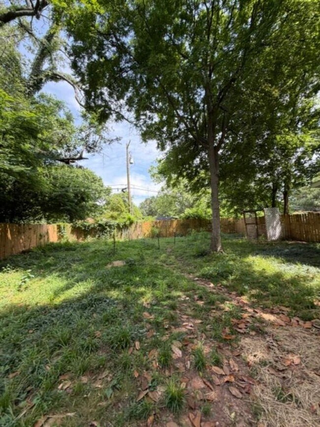 Building Photo - Updated brick home for lease near BAFB | Bossier City, LA 71112 | 3 bedrooms