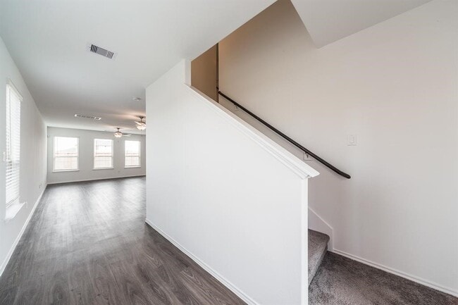 Building Photo - 26047 Steele Flower Dr