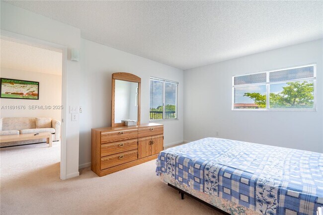 Building Photo - 13700 SW 11th St