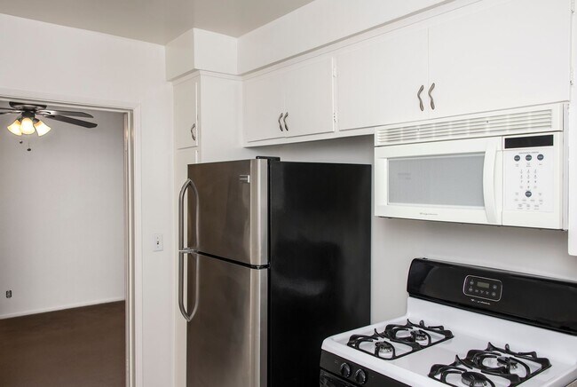 Building Photo - Acama Gardens