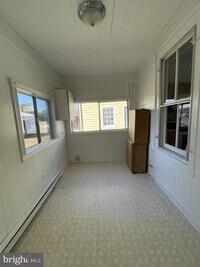 Building Photo - 12441 Ambassador Ln