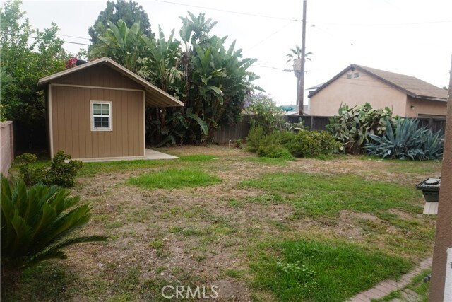 Building Photo - 2528 W Flower Ave
