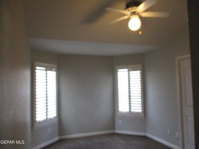 Building Photo - 2030 Paseo Del Prado Dr