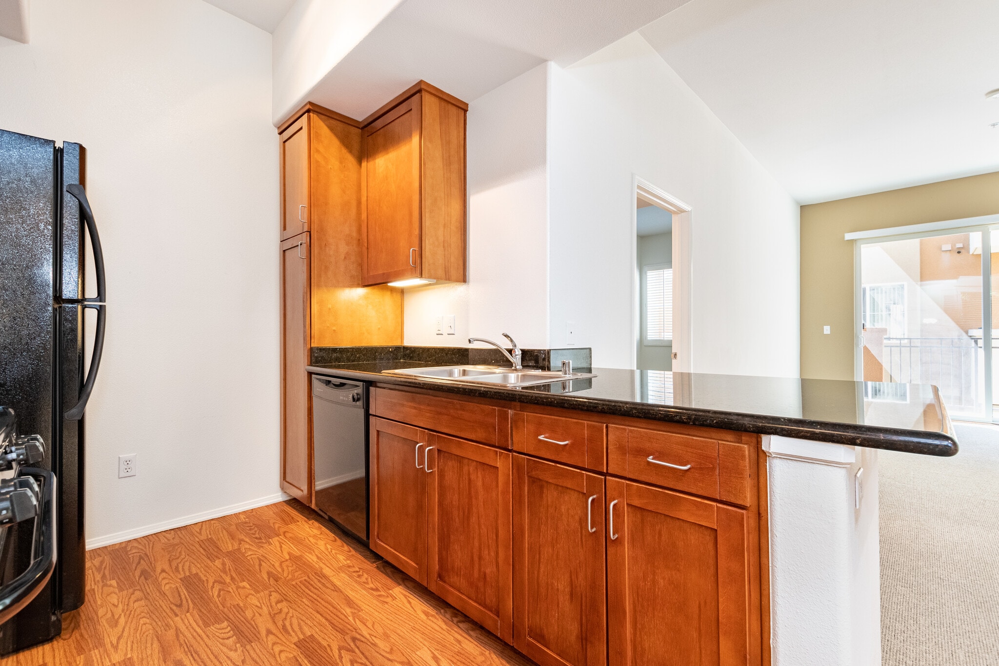 Building Photo - 4060 Glencoe Ave