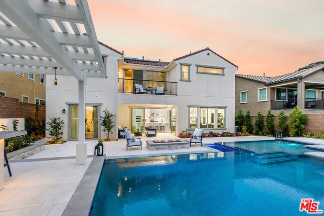 Building Photo - 24407 Clear Creek Pl